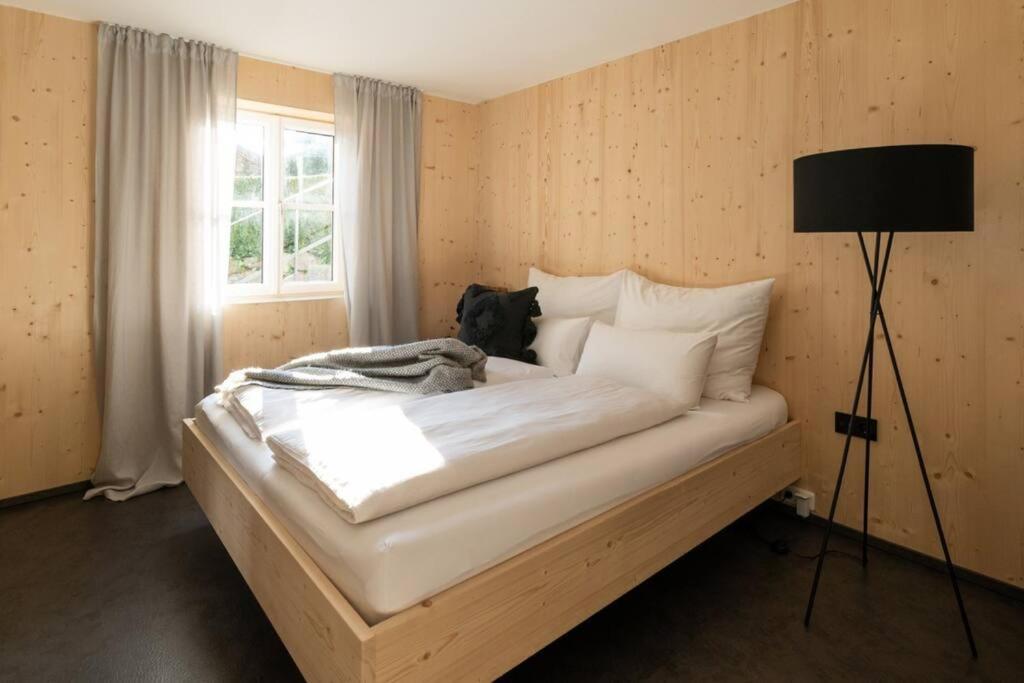 Basecamp Salzkammergut - Exklusives Apartment Mitten Im Salzkammergut Saint Wolfgang المظهر الخارجي الصورة