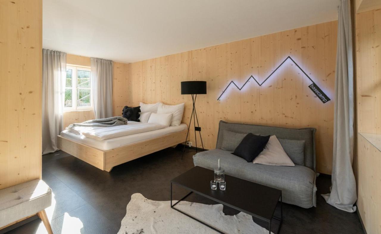 Basecamp Salzkammergut - Exklusives Apartment Mitten Im Salzkammergut Saint Wolfgang المظهر الخارجي الصورة